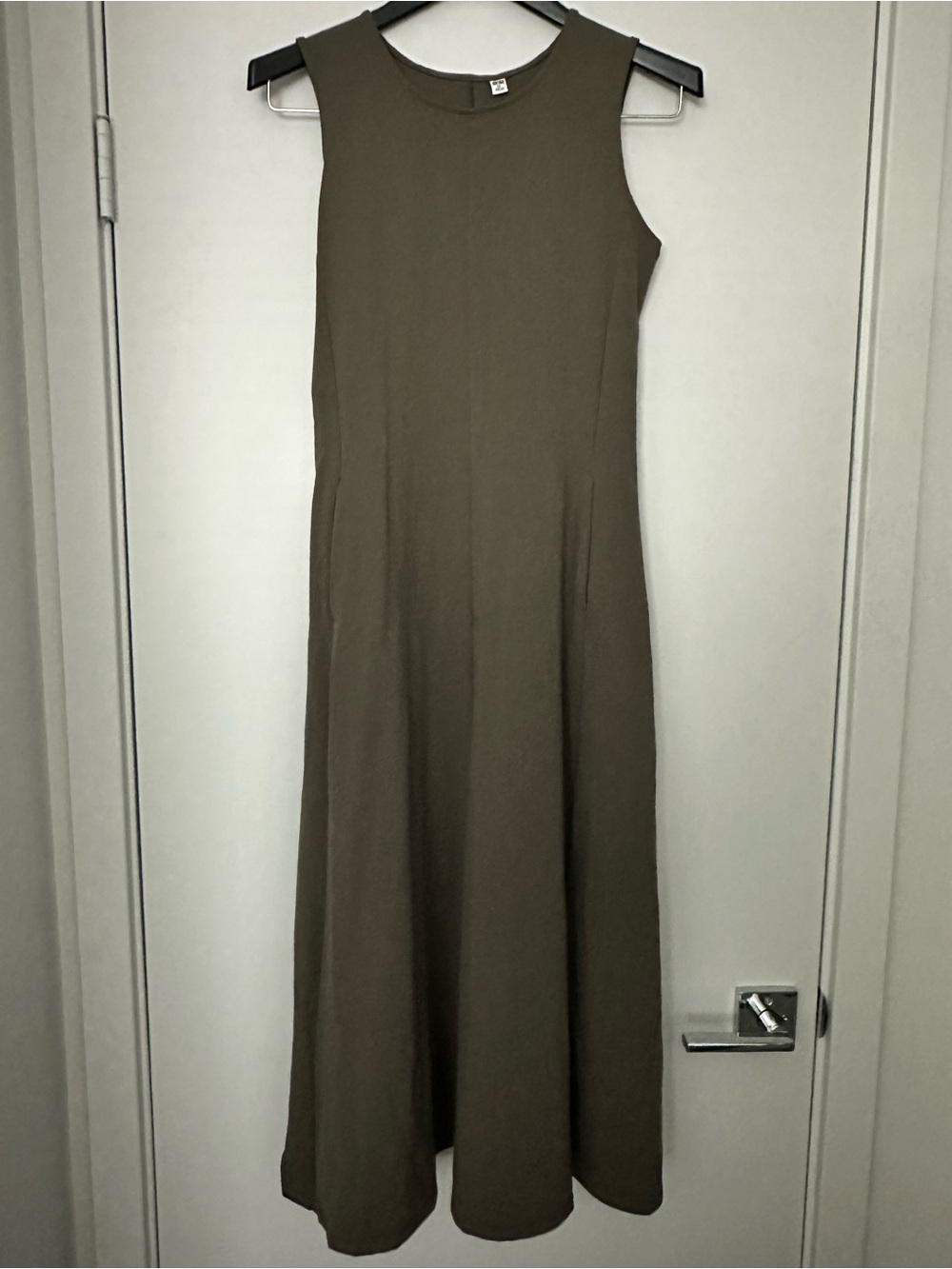 Uniqlo Sleeveless Olive Green Maxi Dress